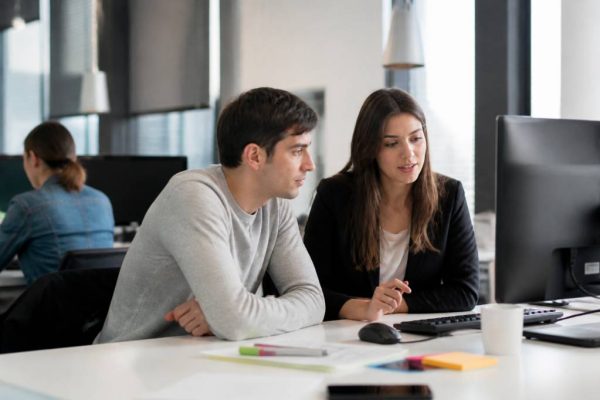 Formation en alternance après un BTS : quelles poursuites d’études et quels métiers viser ?