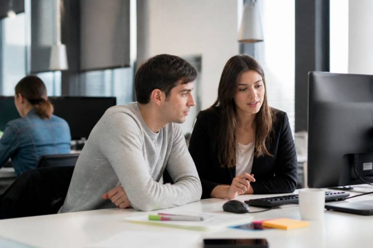 Formation en alternance après un BTS : quelles poursuites d’études et quels métiers viser ?